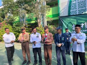 Read more about the article Awali Tahun Ajaran Baru, MTsN 2 Pasuruan Gelar MATAMUDA Hari Pertama dengan Konsep Kurikulum Berbasis Cinta